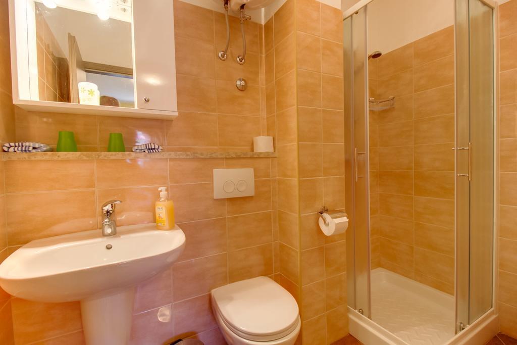 Abba Apartments Малий Лошинь Екстер'єр фото