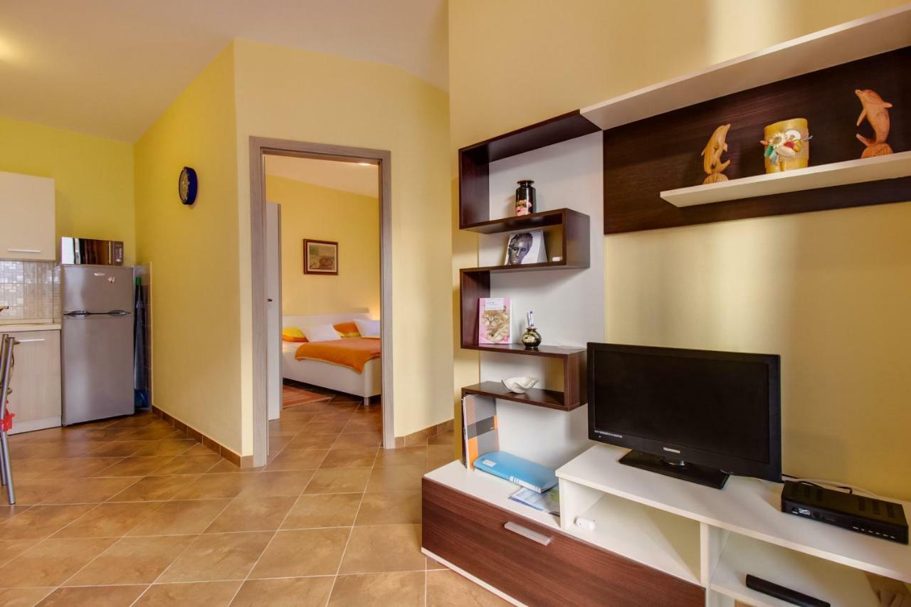 Abba Apartments Малий Лошинь Екстер'єр фото