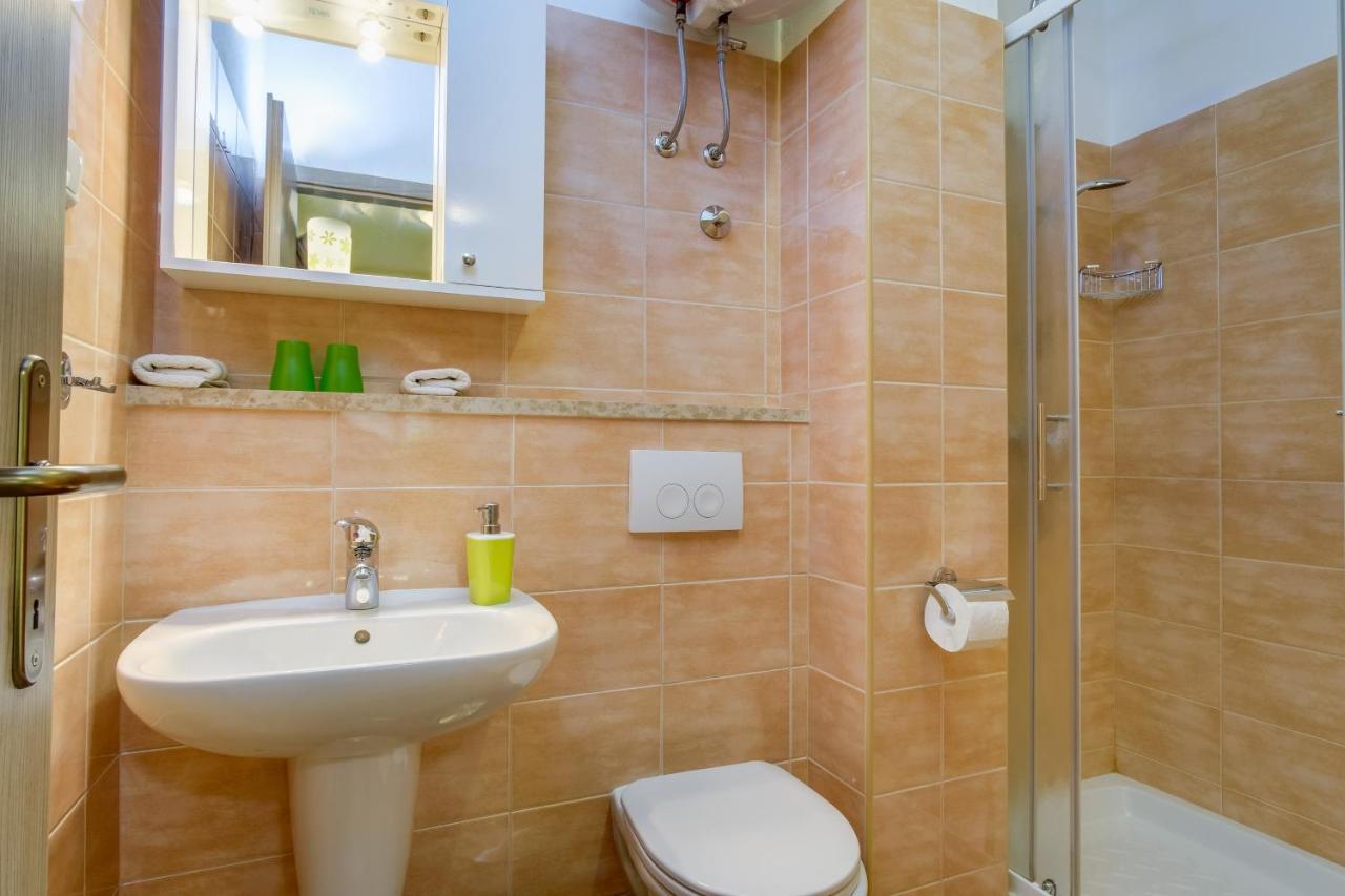 Abba Apartments Малий Лошинь Екстер'єр фото